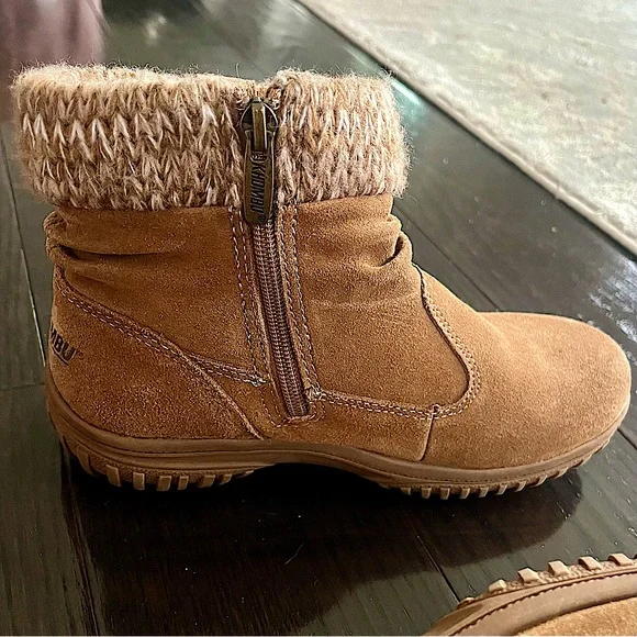 Khombu Laura Suede Leather Boots with Knit Trim in Chestnut Brown - Picture 7 of 16